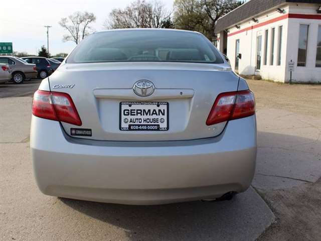2008 Toyota Camry LE 4dr Sedan 5A